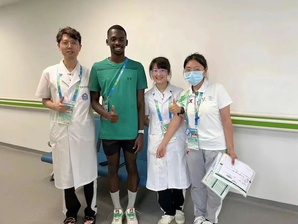 大运村中医热6.JPG